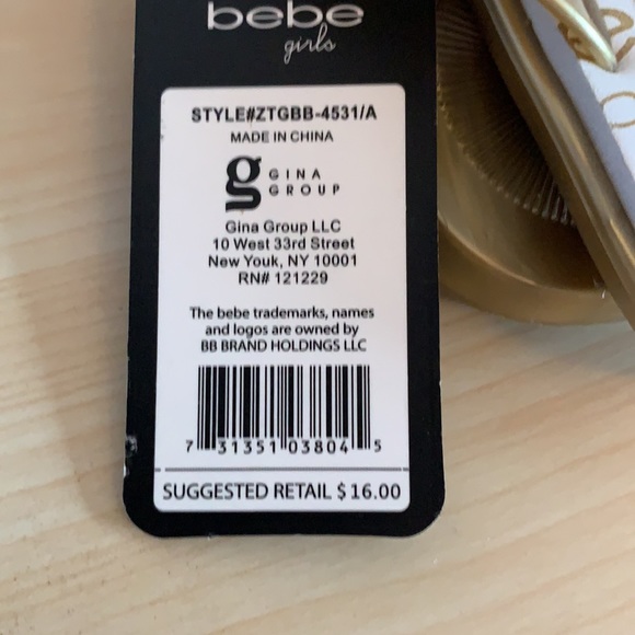 White & Gold BeBe flip flops - Picture 4 of 4